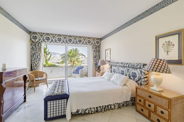 3 soveværelse Penthouse til salg i Marbella med swimmingpool garage - € 4.995.000 (Ref: 8561520)