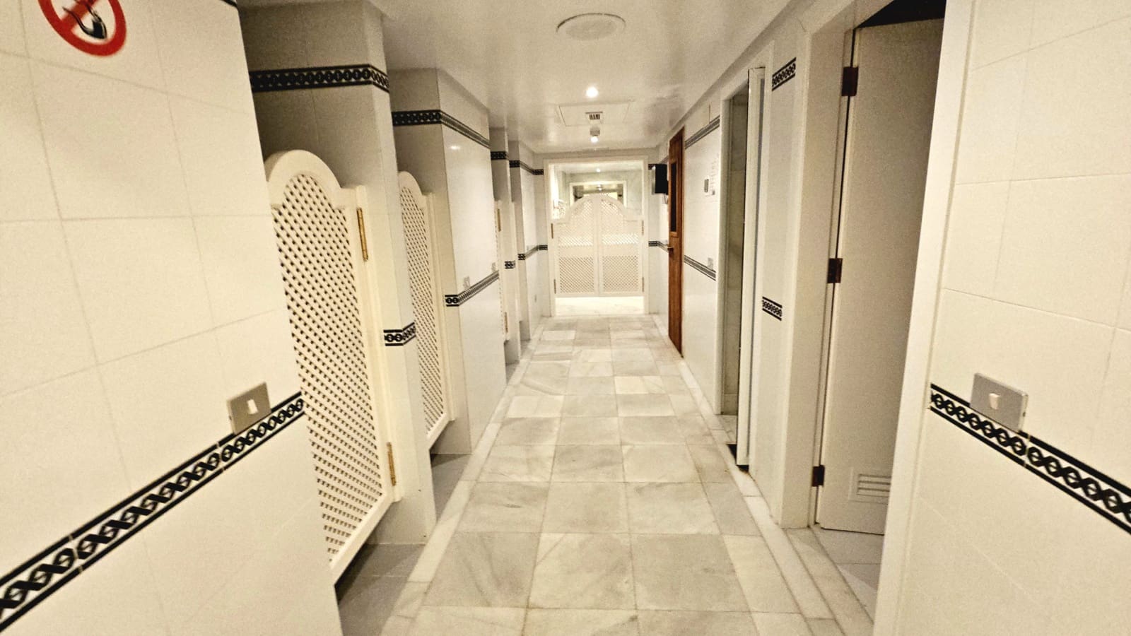3 soveværelse Penthouse til salg i Marbella med swimmingpool garage - € 4.995.000 (Ref: 8561520)