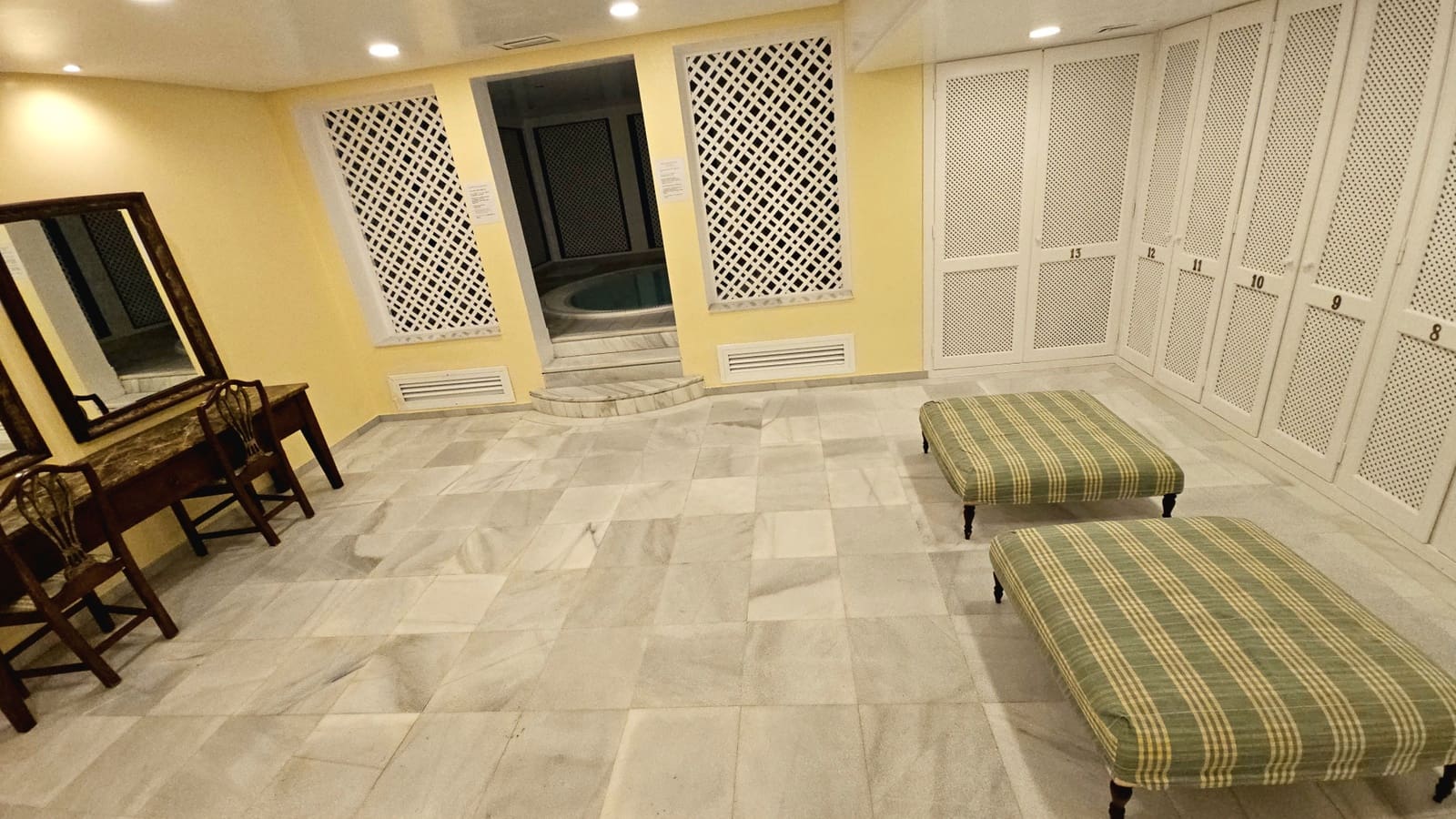 3 soveværelse Penthouse til salg i Marbella med swimmingpool garage - € 4.995.000 (Ref: 8561520)