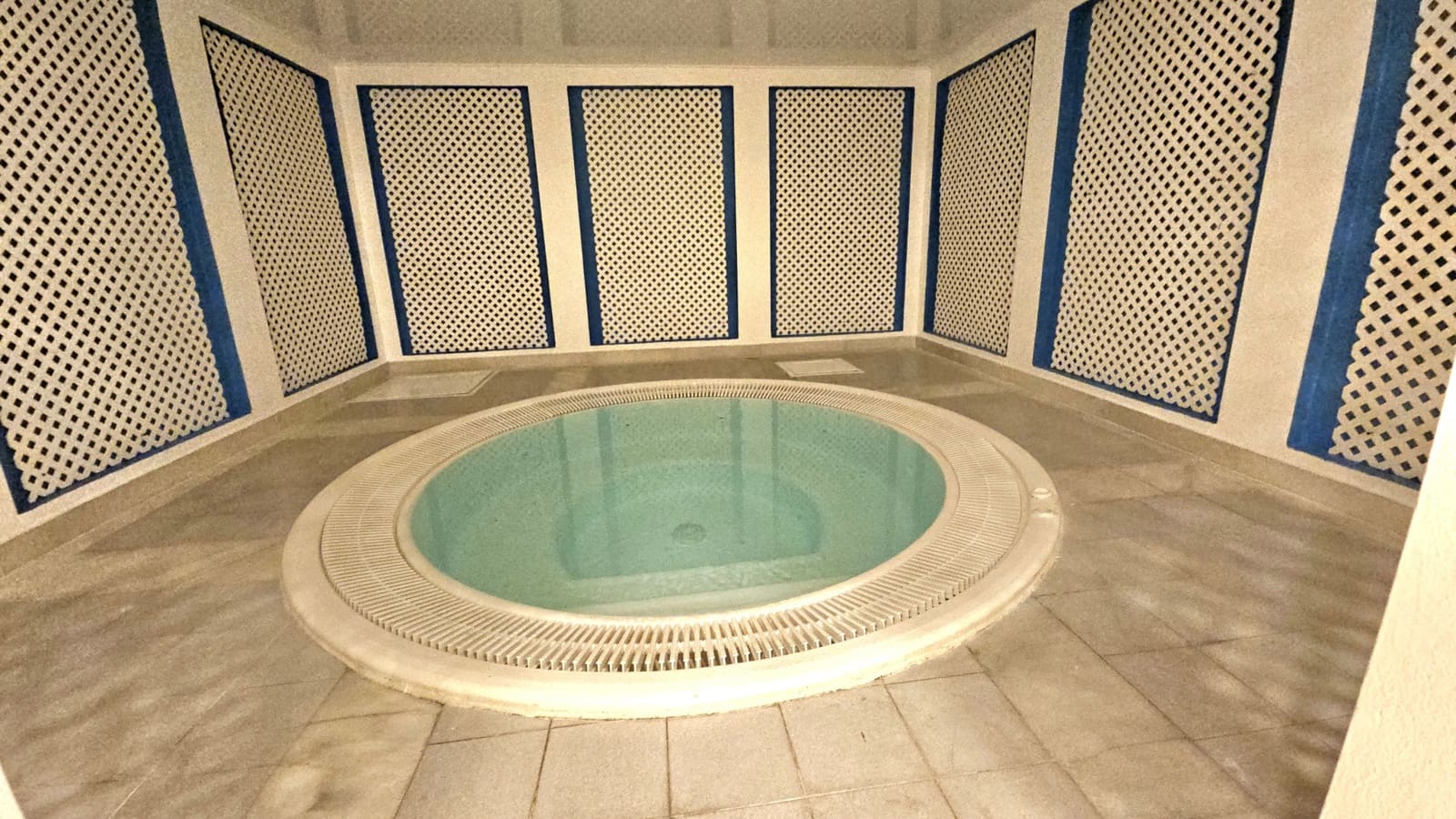 3 soveværelse Penthouse til salg i Marbella med swimmingpool garage - € 4.995.000 (Ref: 8561520)