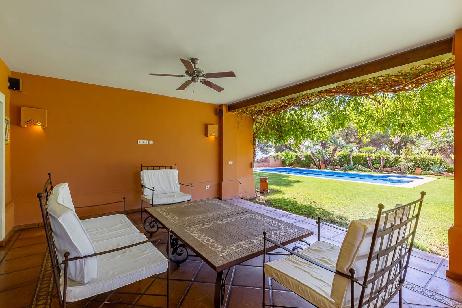 5 sypialnia Willa na sprzedaż w Marbella z basenem garażem - 4 500 000 € (Ref: 8568380)