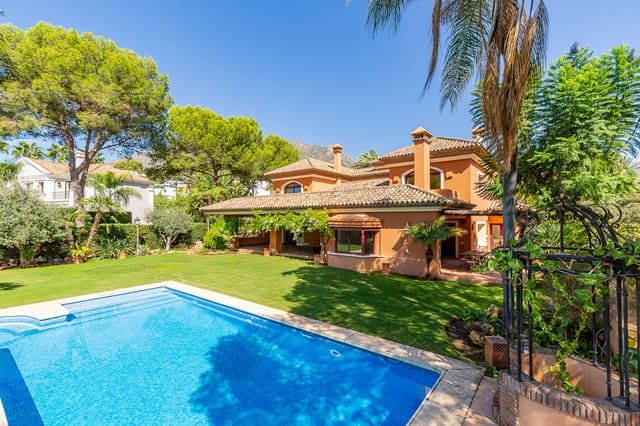 5 sypialnia Willa na sprzedaż w Marbella z basenem garażem - 4 500 000 € (Ref: 8568380)