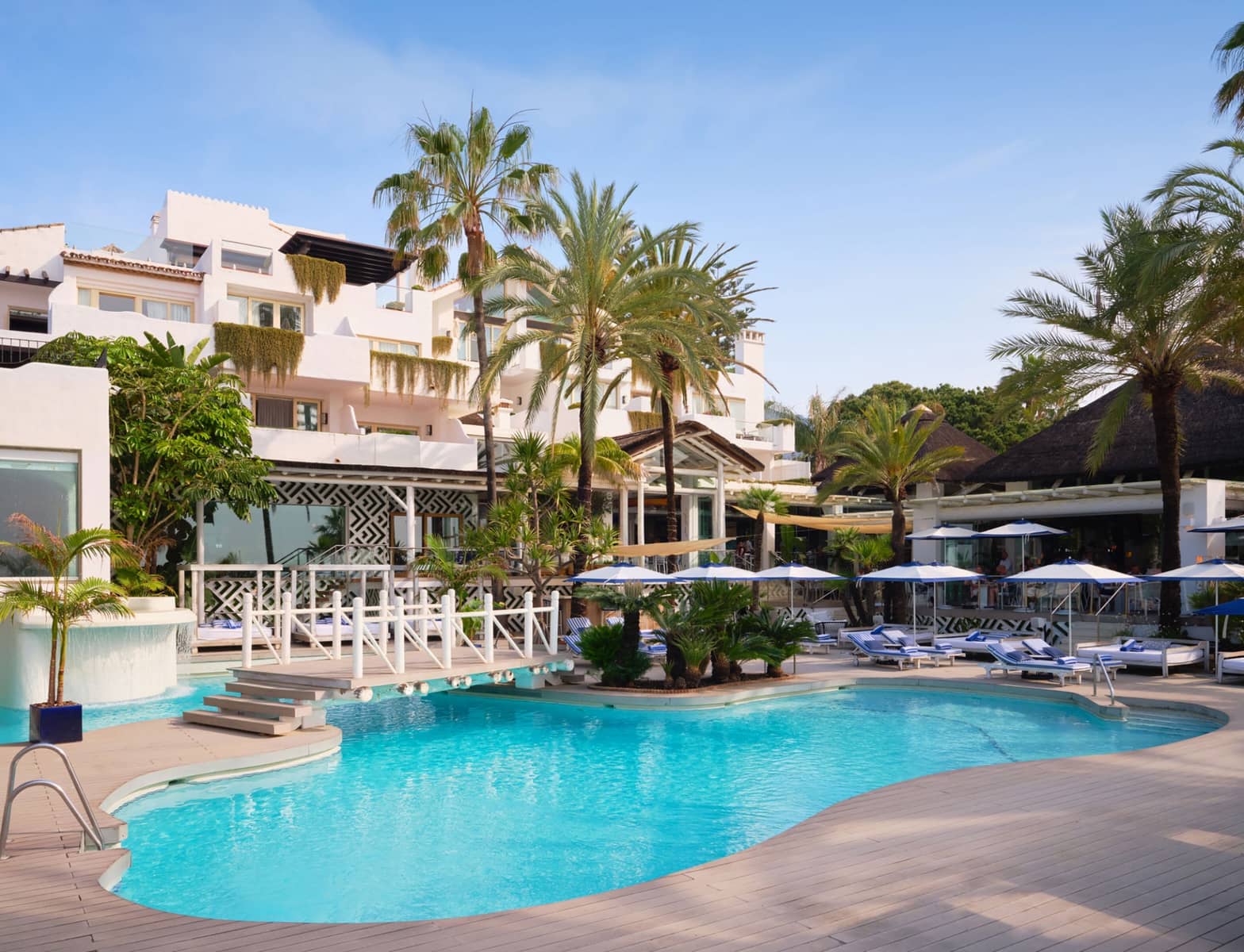 Apartamento de 1 habitación en Marbella en venta con piscina garaje - 2.175.000 € (Ref: 8580060)