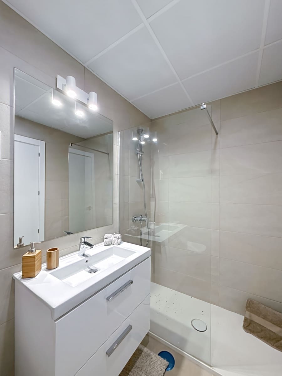 3 sypialnia Penthouse na sprzedaż w Miasto Malaga z basenem garażem - 2 000 000 € (Ref: 8584457)