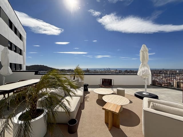 3 sypialnia Penthouse na sprzedaż w Miasto Málaga z basenem garażem - 2 000 000 € (Ref: 8584457)