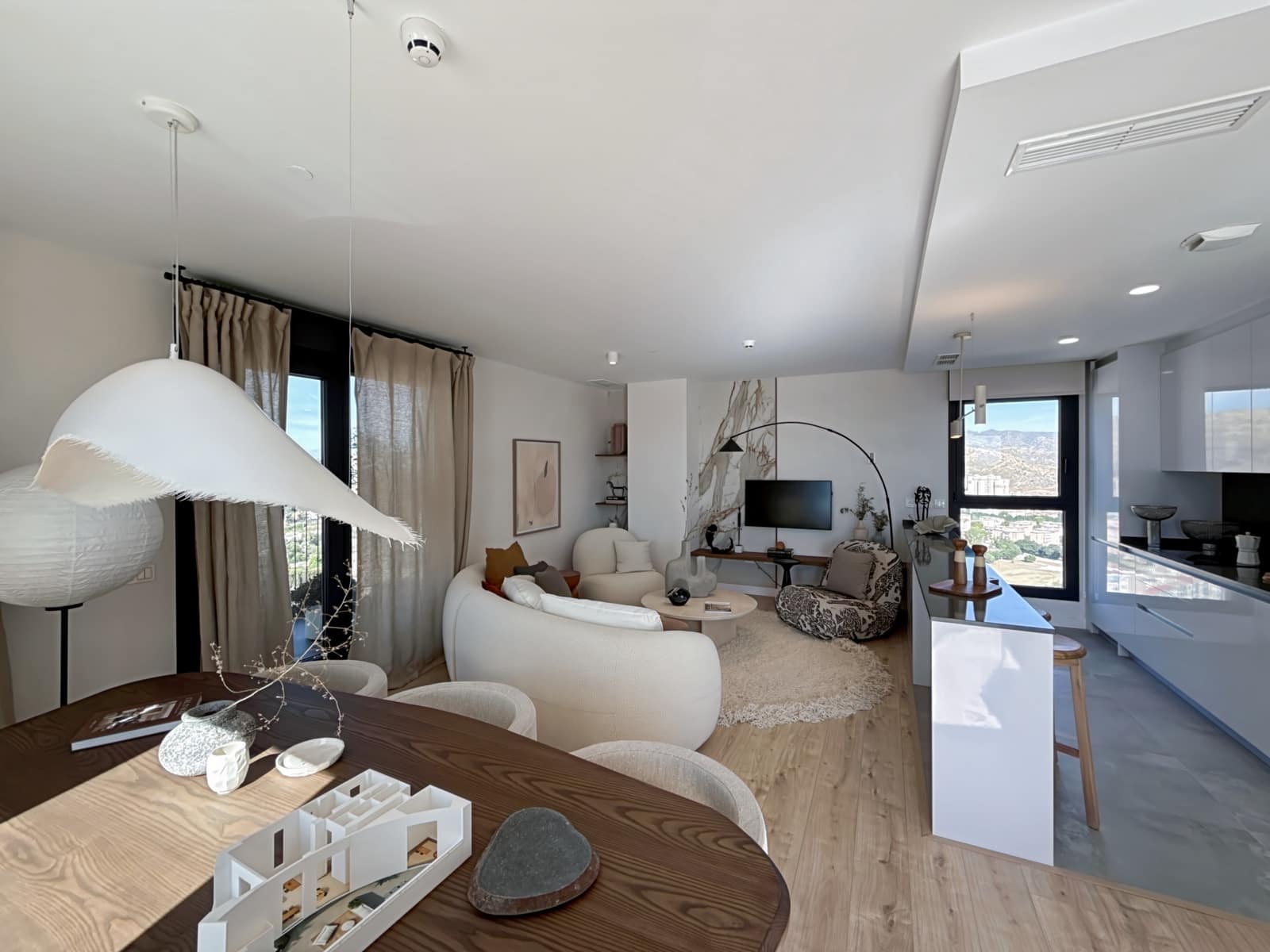 3 sypialnia Penthouse na sprzedaż w Miasto Malaga z basenem garażem - 2 000 000 € (Ref: 8584457)