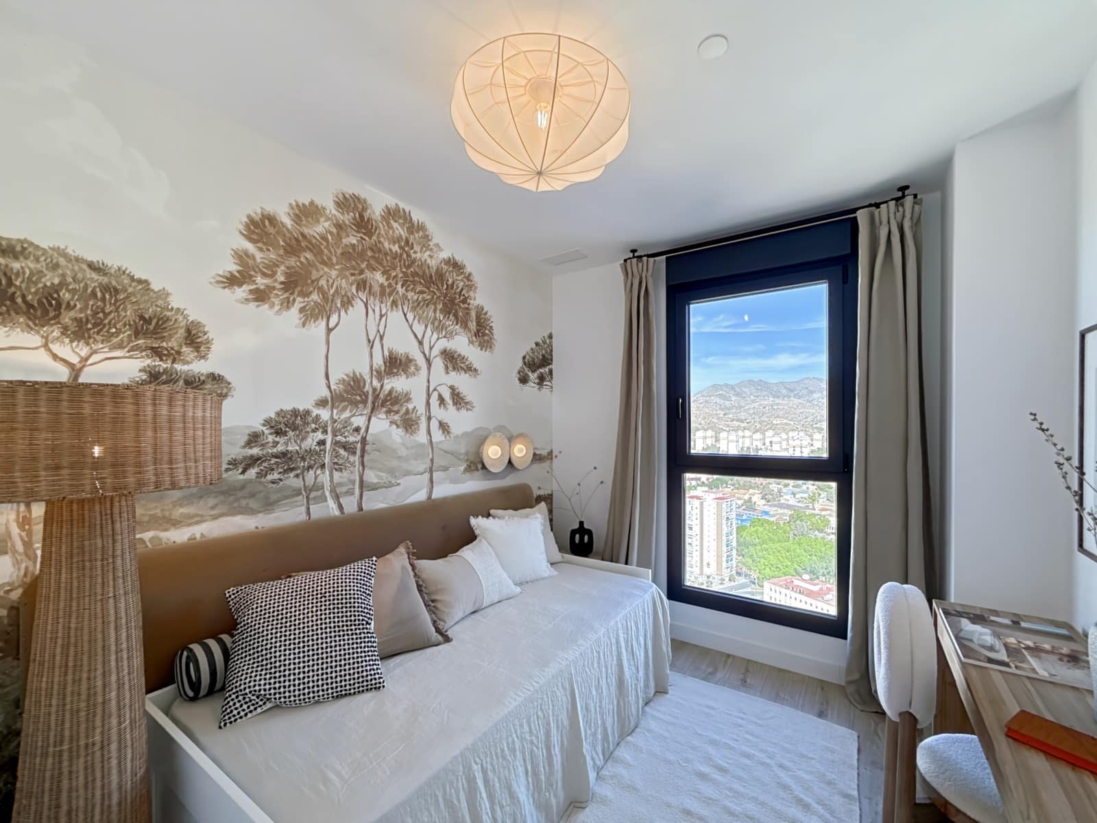 3 bedroom Penthouse for sale in Malaga city with pool garage - € 2,000,000 (Ref: 8584457)