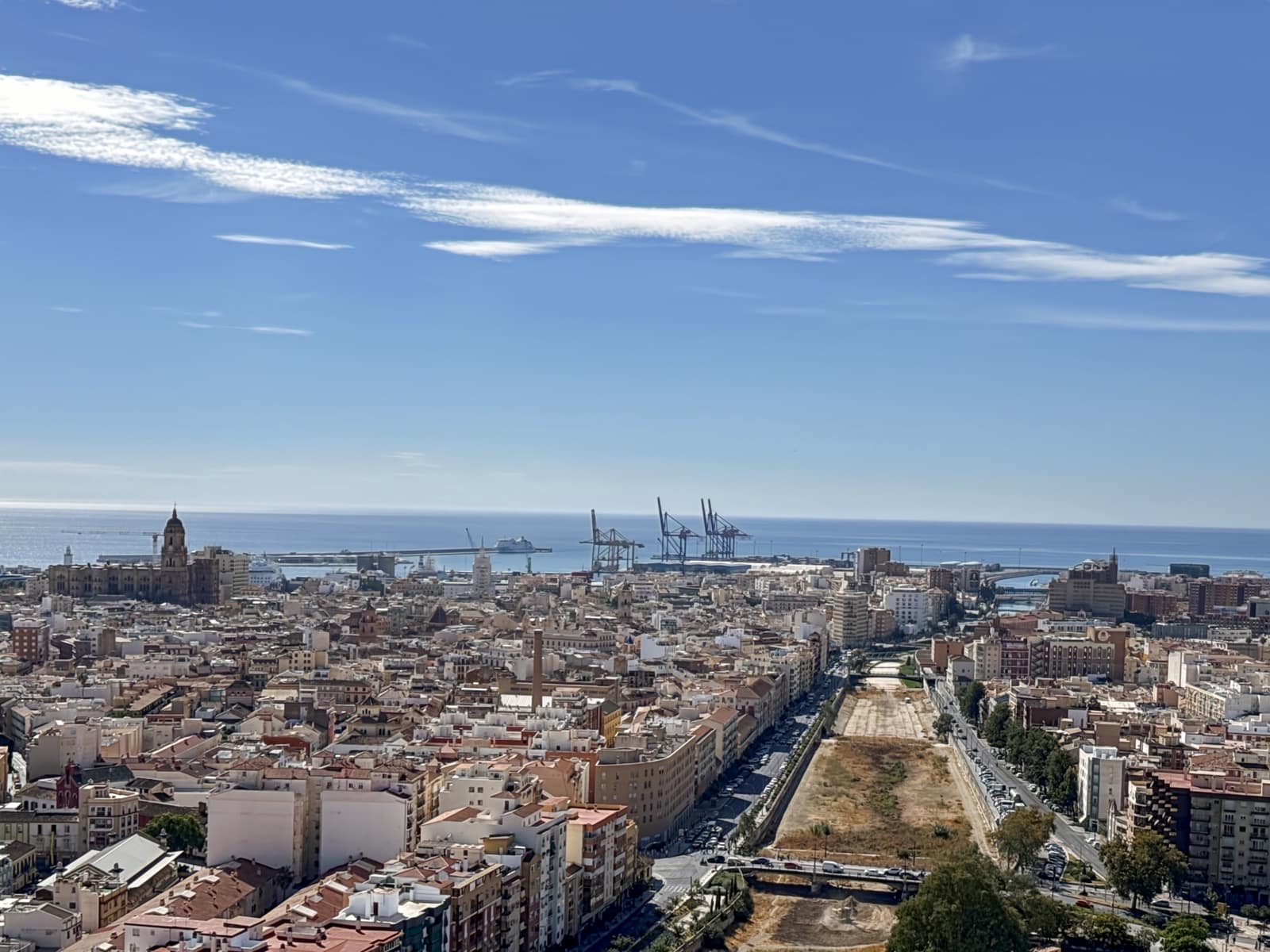 3 bedroom Penthouse for sale in Malaga city with pool garage - € 2,000,000 (Ref: 8584457)