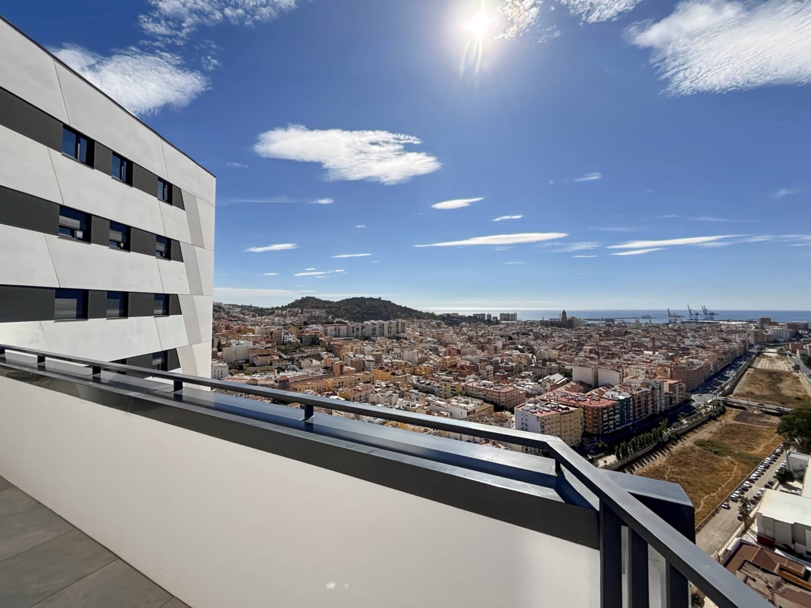 3 bedroom Penthouse for sale in Malaga city with pool garage - € 2,000,000 (Ref: 8584457)