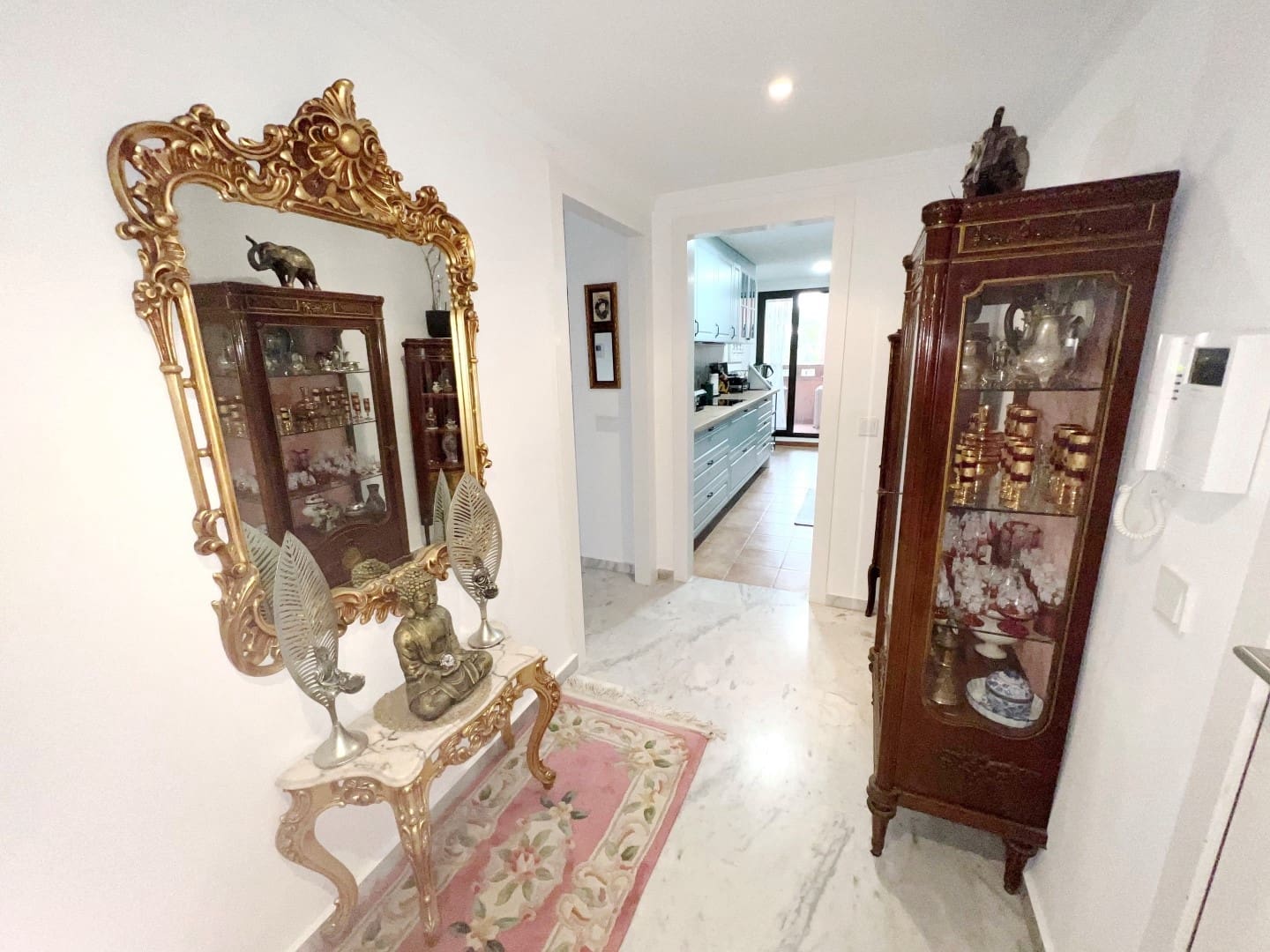 3 Zimmer Apartment zu verkaufen in Marbella mit Pool Garage - 640.000 € (Ref: 8675630)