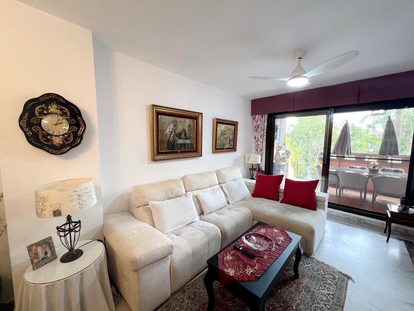 3 Zimmer Apartment zu verkaufen in Marbella mit Pool Garage - 640.000 € (Ref: 8675630)