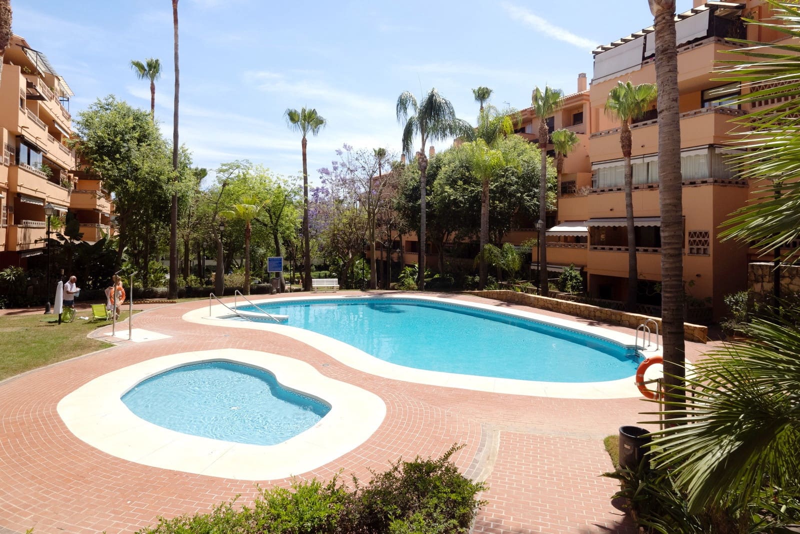 3 Zimmer Apartment zu verkaufen in Marbella mit Pool Garage - 640.000 € (Ref: 8675630)