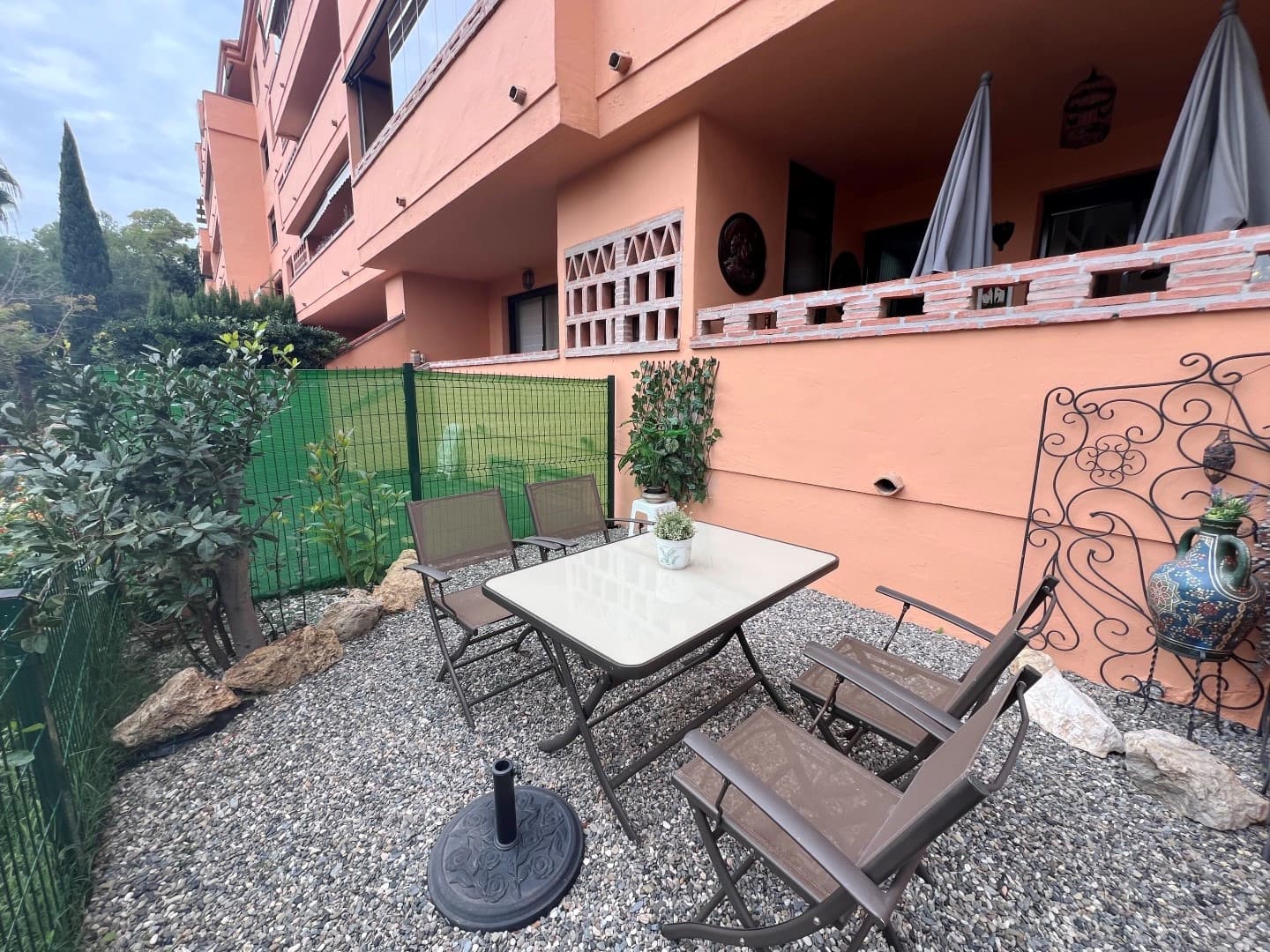 3 Zimmer Apartment zu verkaufen in Marbella mit Pool Garage - 640.000 € (Ref: 8675630)