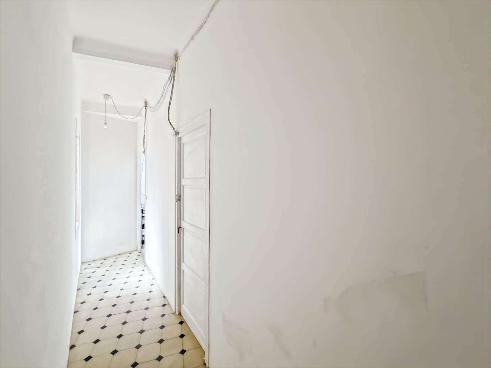 Commercial for sale in Malaga city - € 3,182,000 (Ref: 8679669)