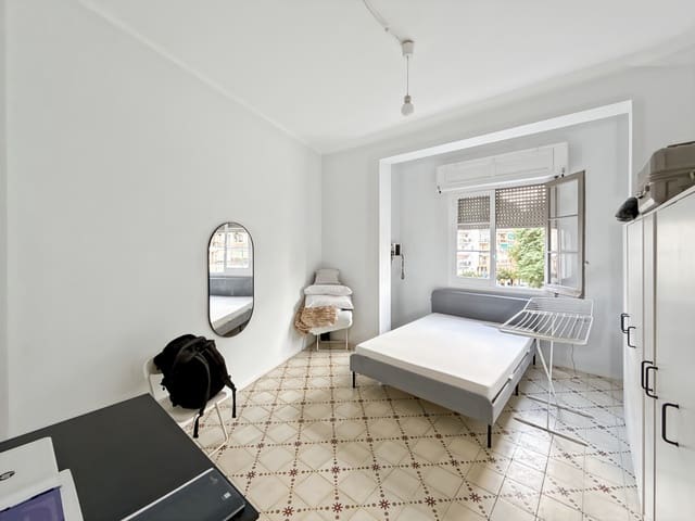 Commercial for sale in Olletas, Málaga city - € 3,182,000 (Ref: 8679669)