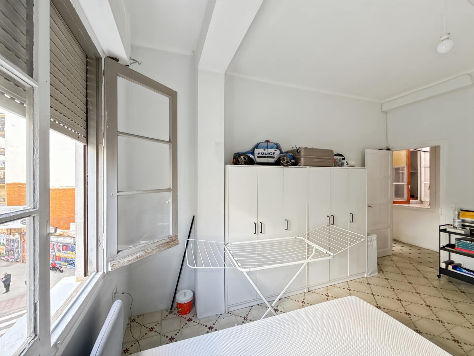 Commercial for sale in Malaga city - € 3,182,000 (Ref: 8679669)