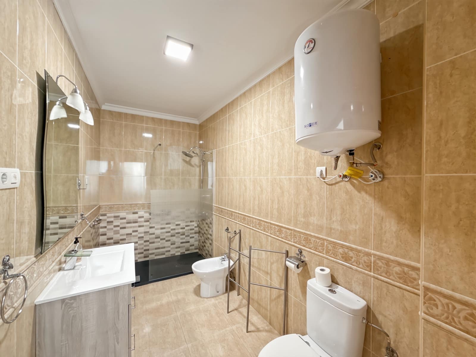 4 Zimmer Apartment zu verkaufen in Malaga Stadt - 1.175.000 € (Ref: 8692770)