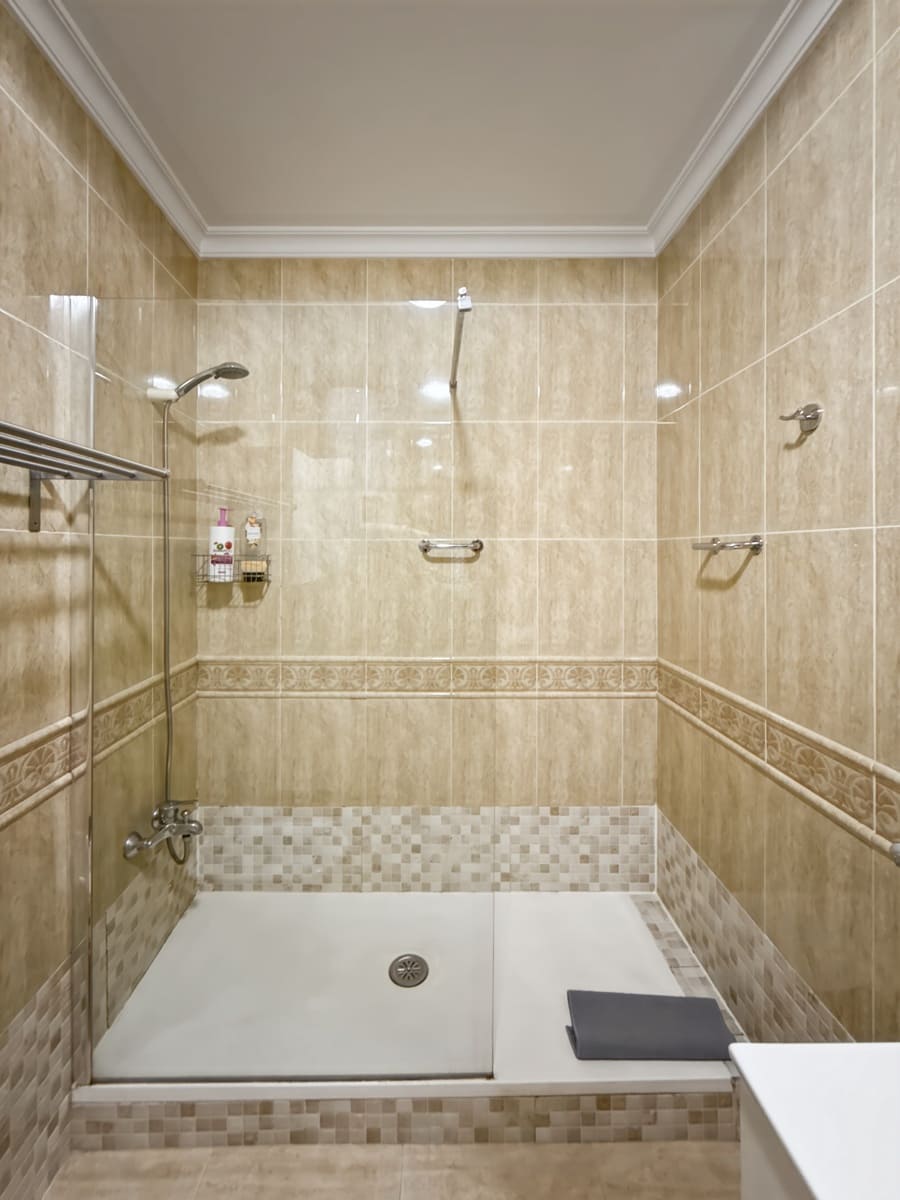 Apartamento de 4 habitaciones en Málaga ciudad en venta - 1.175.000 € (Ref: 8692770)