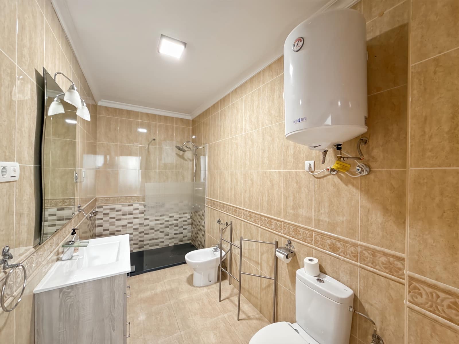Apartamento de 4 habitaciones en Málaga ciudad en venta - 1.175.000 € (Ref: 8692770)