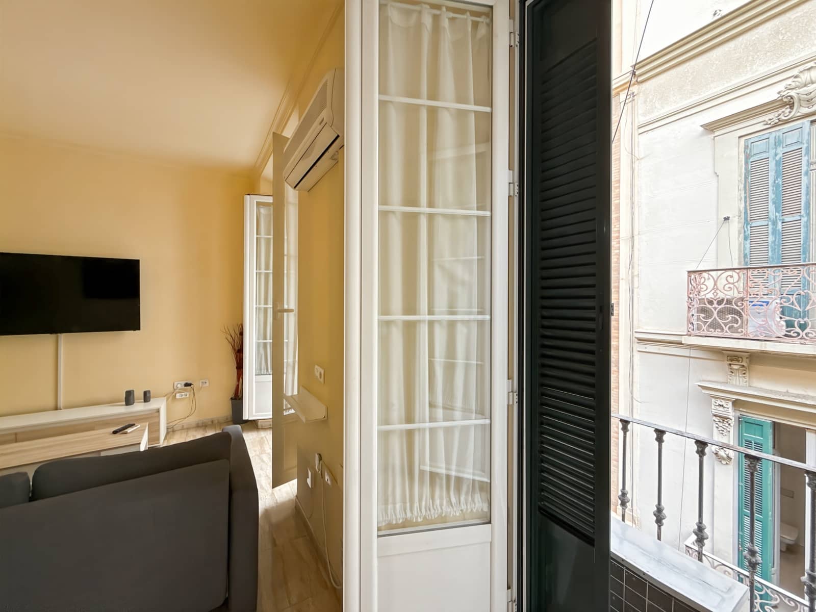 Apartamento de 4 habitaciones en Málaga ciudad en venta - 1.175.000 € (Ref: 8692770)