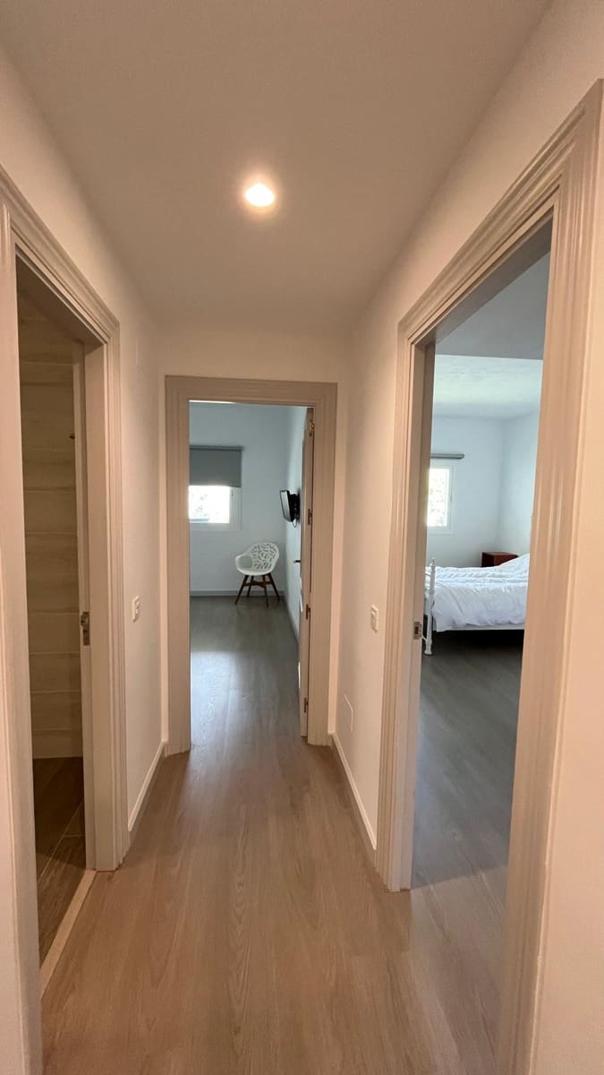 4 soveværelse Byhus til salg i Benahavis med garage - € 799.000 (Ref: 8703668)