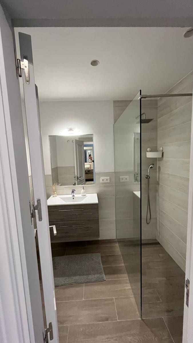 4 soveværelse Byhus til salg i Benahavis med garage - € 799.000 (Ref: 8703668)