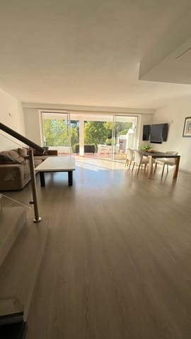 4 soveværelse Byhus til salg i Benahavís med garage - € 799.000 (Ref: 8703668)