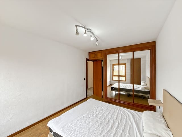 Apartamento de 2 habitaciones en Cruz de Humilladero, Málaga ciudad en venta con garaje - 456.000 € (Ref: 8715331)