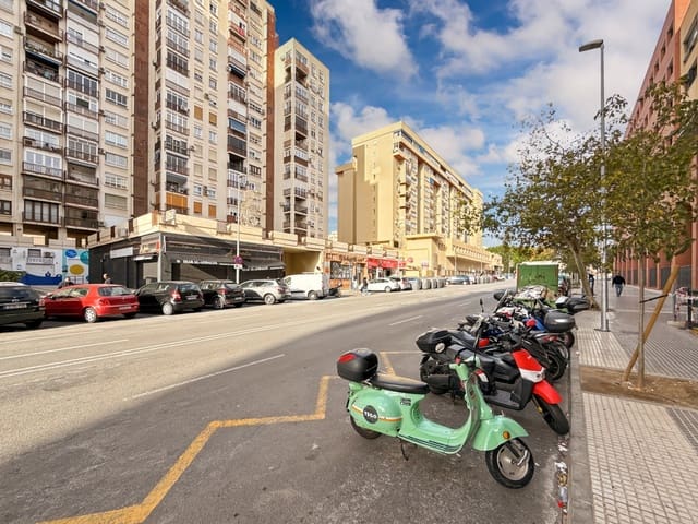 Apartamento de 2 habitaciones en Cruz de Humilladero, Málaga ciudad en venta con garaje - 456.000 € (Ref: 8715331)