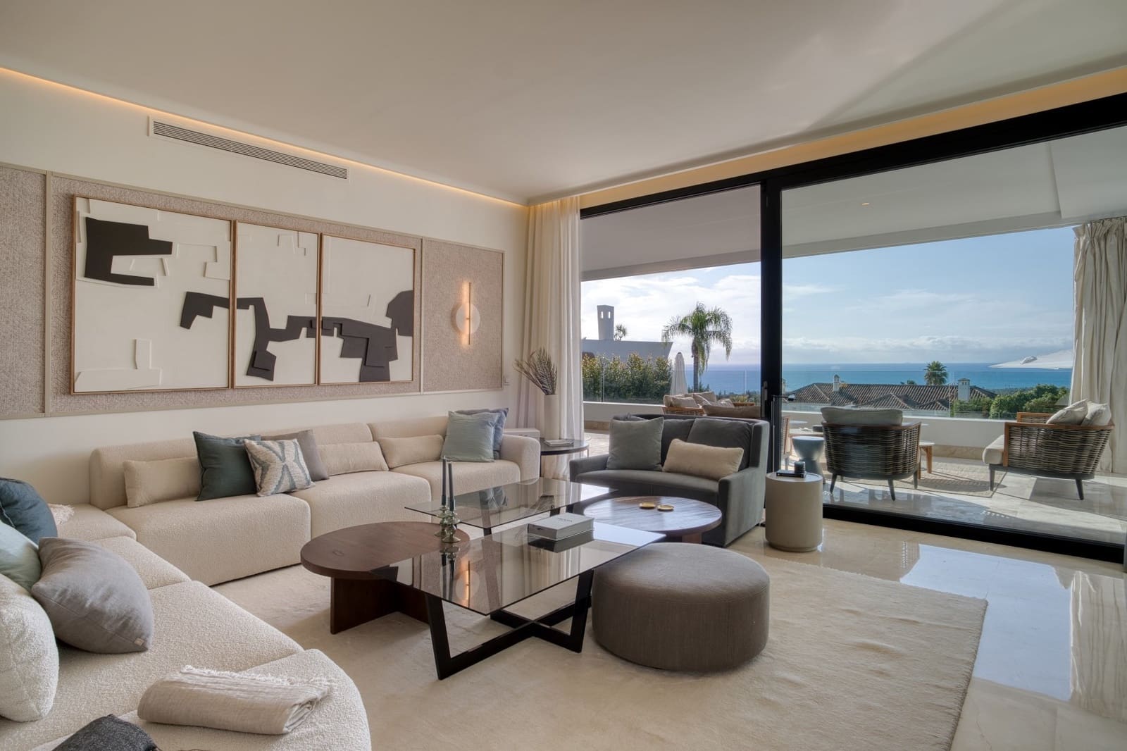 Apartamento de 4 habitaciones en Marbella en venta con piscina garaje - 3.850.000 € (Ref: 8759818)