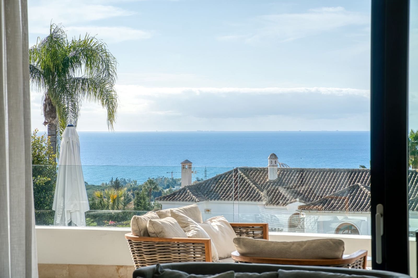Apartamento de 4 habitaciones en Marbella en venta con piscina garaje - 3.850.000 € (Ref: 8759818)