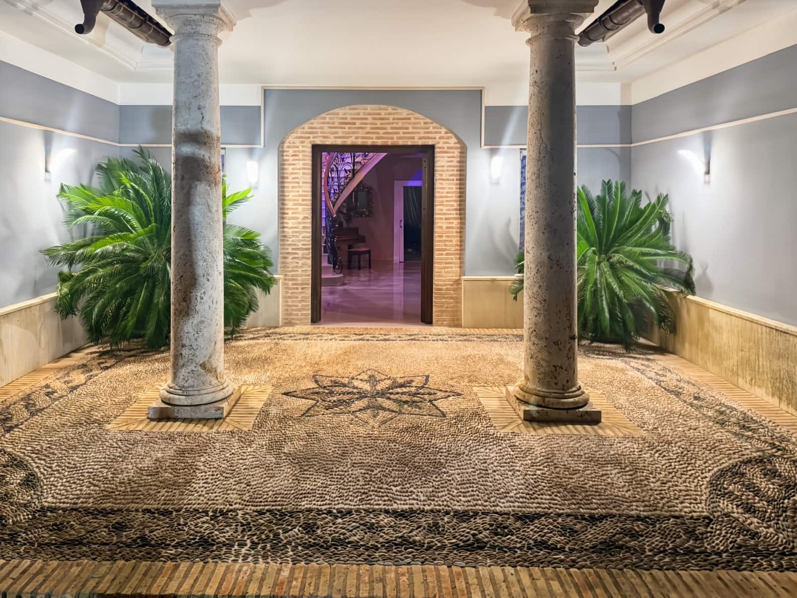 6 bedroom Villa for sale in Gelves with pool garage - € 2,651,250 (Ref: 8759819)