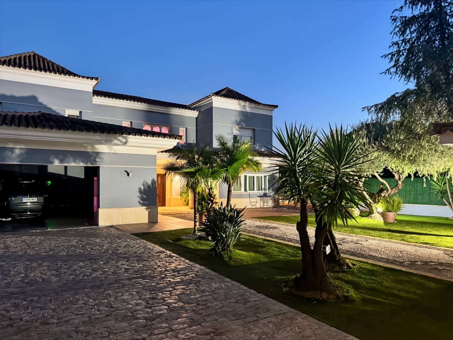6 quarto Moradia para venda em Gelves com piscina garagem - 2 651 250 € (Ref: 8759819)