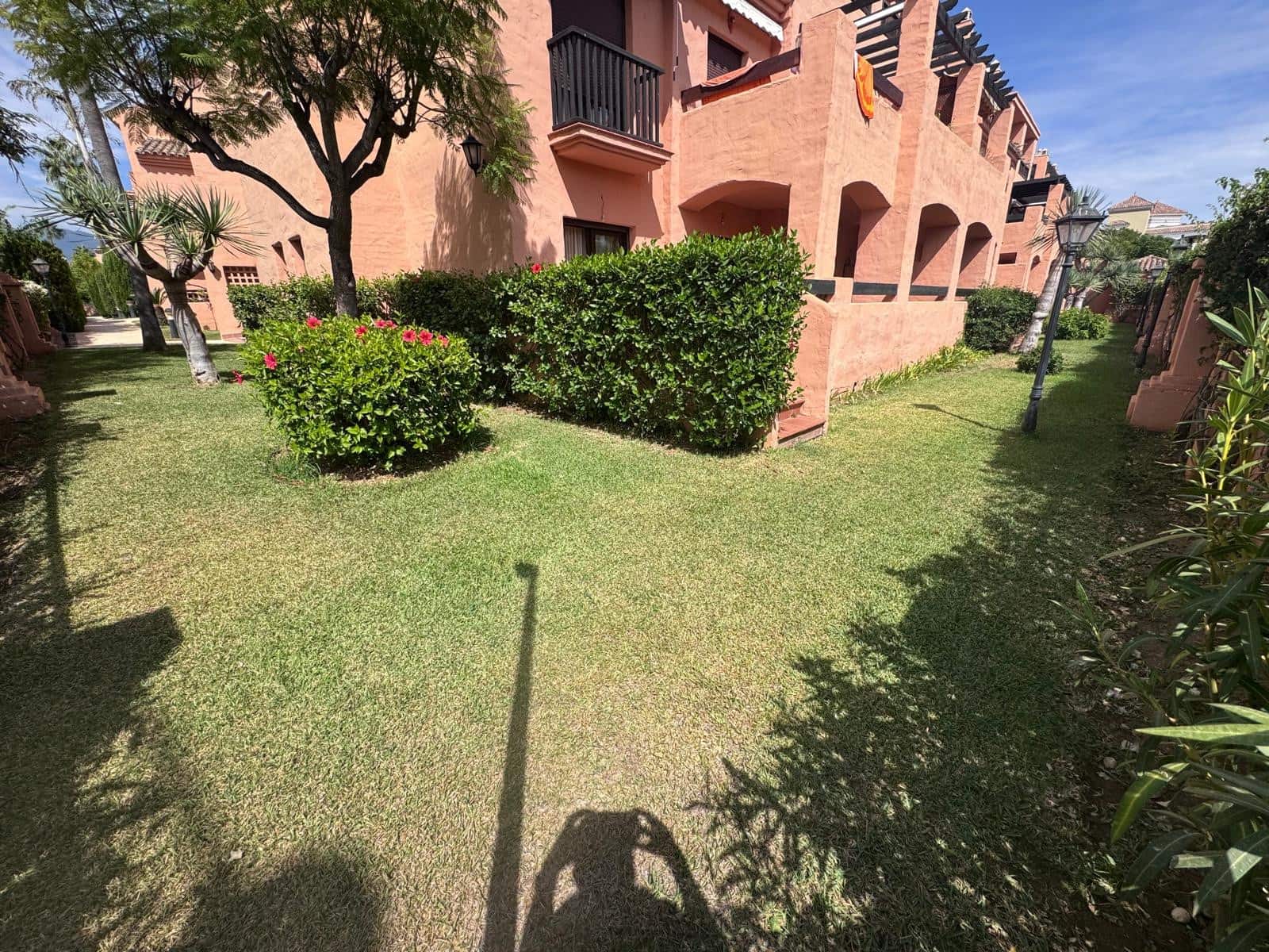 3 chambre Appartement à vendre à Estepona avec piscine garage - 570 000 € (Ref: 8770123)