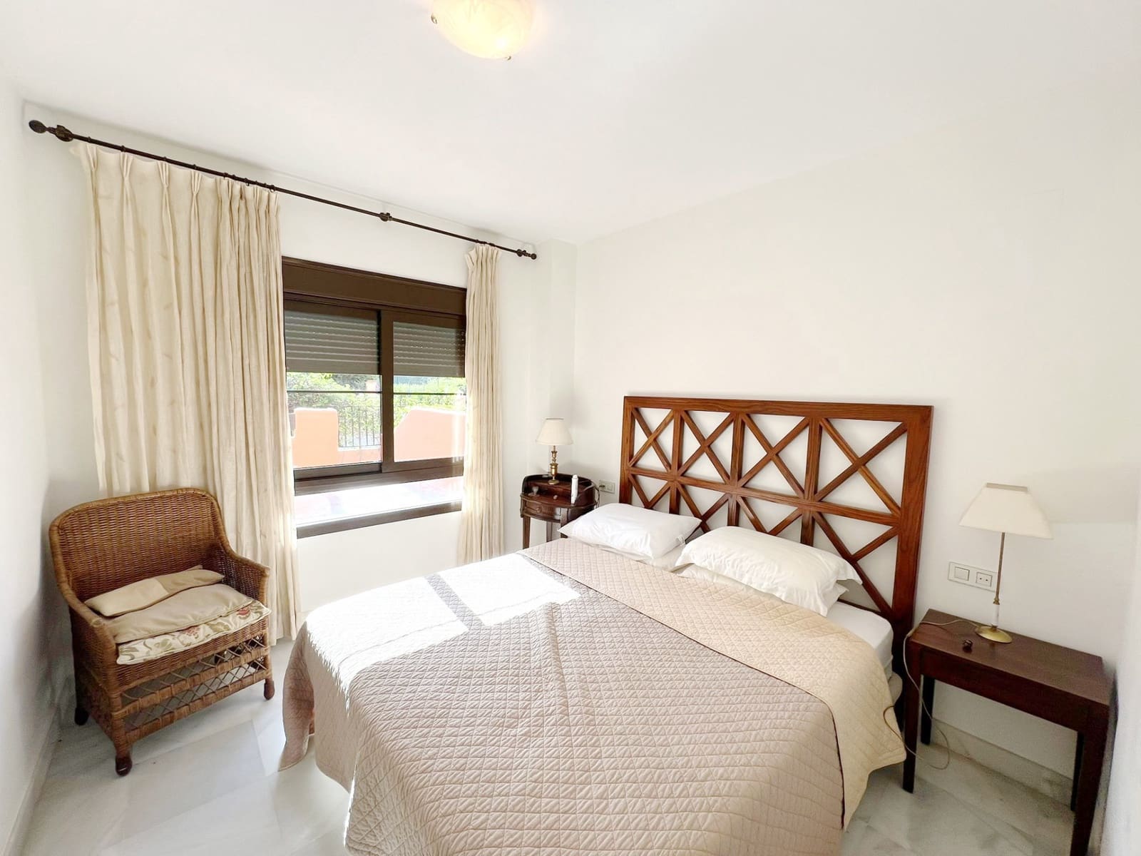 3 quarto Apartamento para venda em Estepona com piscina garagem - 570 000 € (Ref: 8770123)