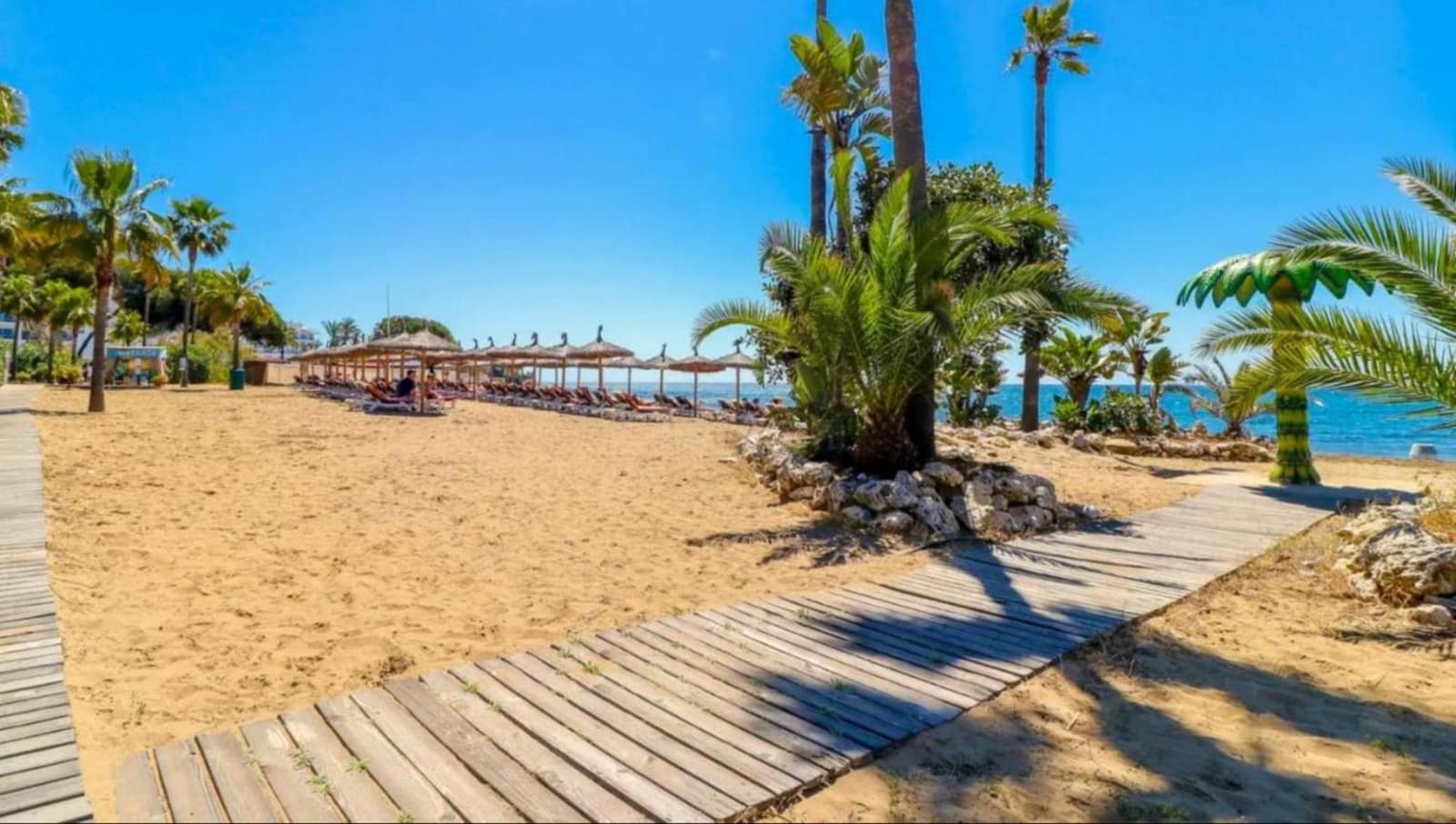 3 quarto Apartamento para venda em Estepona com piscina garagem - 570 000 € (Ref: 8770123)