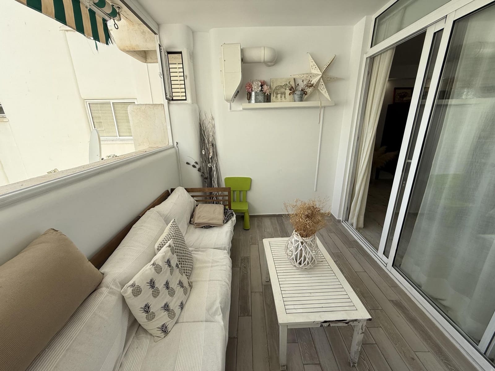 3 bedroom Apartment for sale in Fuengirola with pool garage - € 399,000 (Ref: 8786246)