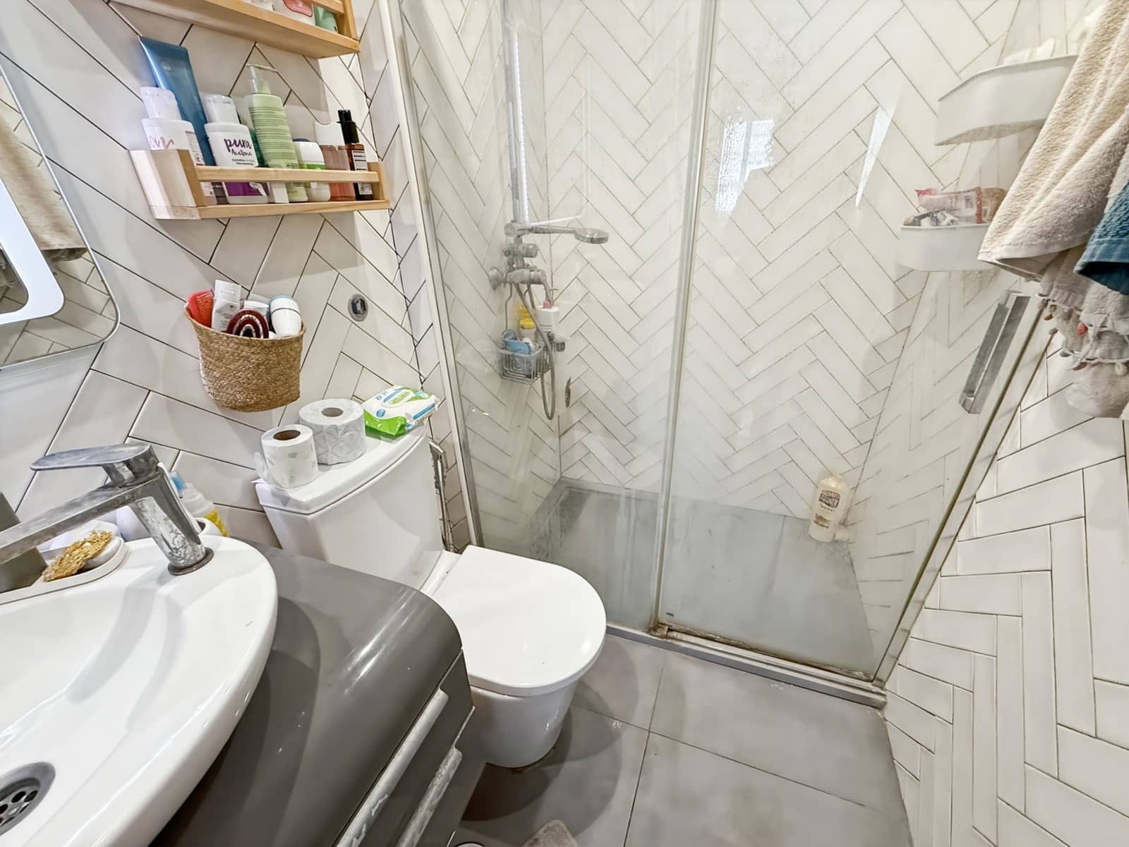 3 bedroom Apartment for sale in Fuengirola with pool garage - € 399,000 (Ref: 8786246)