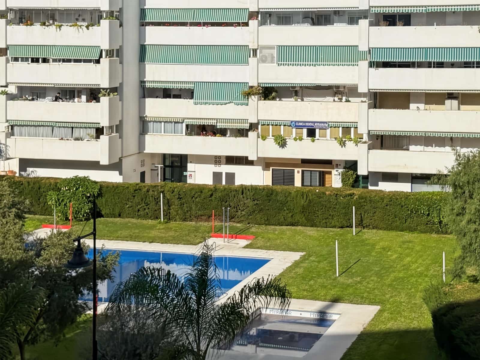 3 bedroom Apartment for sale in Fuengirola with pool garage - € 399,000 (Ref: 8786246)