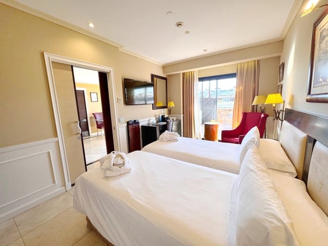 2 soveværelse Penthouse til salg i Marbella med swimmingpool garage - € 1.290.000 (Ref: 8789161)