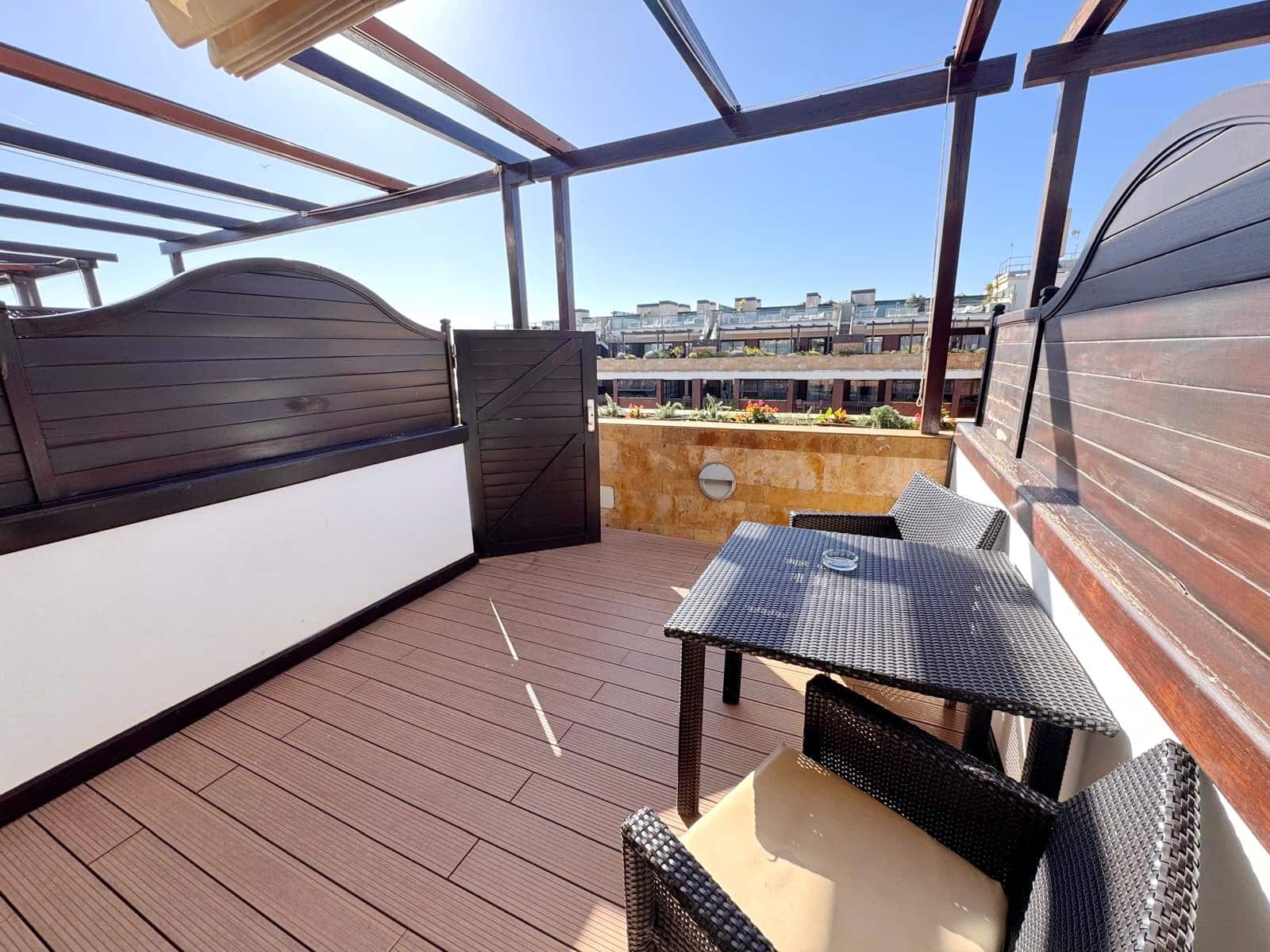 2 soveværelse Penthouse til salg i Marbella med swimmingpool garage - € 1.290.000 (Ref: 8789161)
