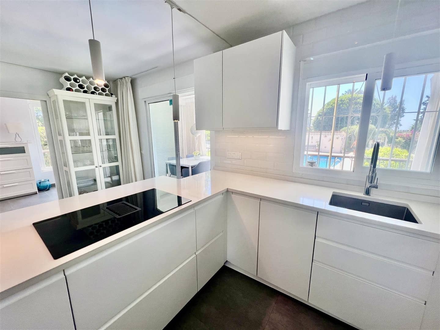 2 soveværelse Lejlighed til salg i Marbella med swimmingpool garage - € 499.000 (Ref: 8791801)