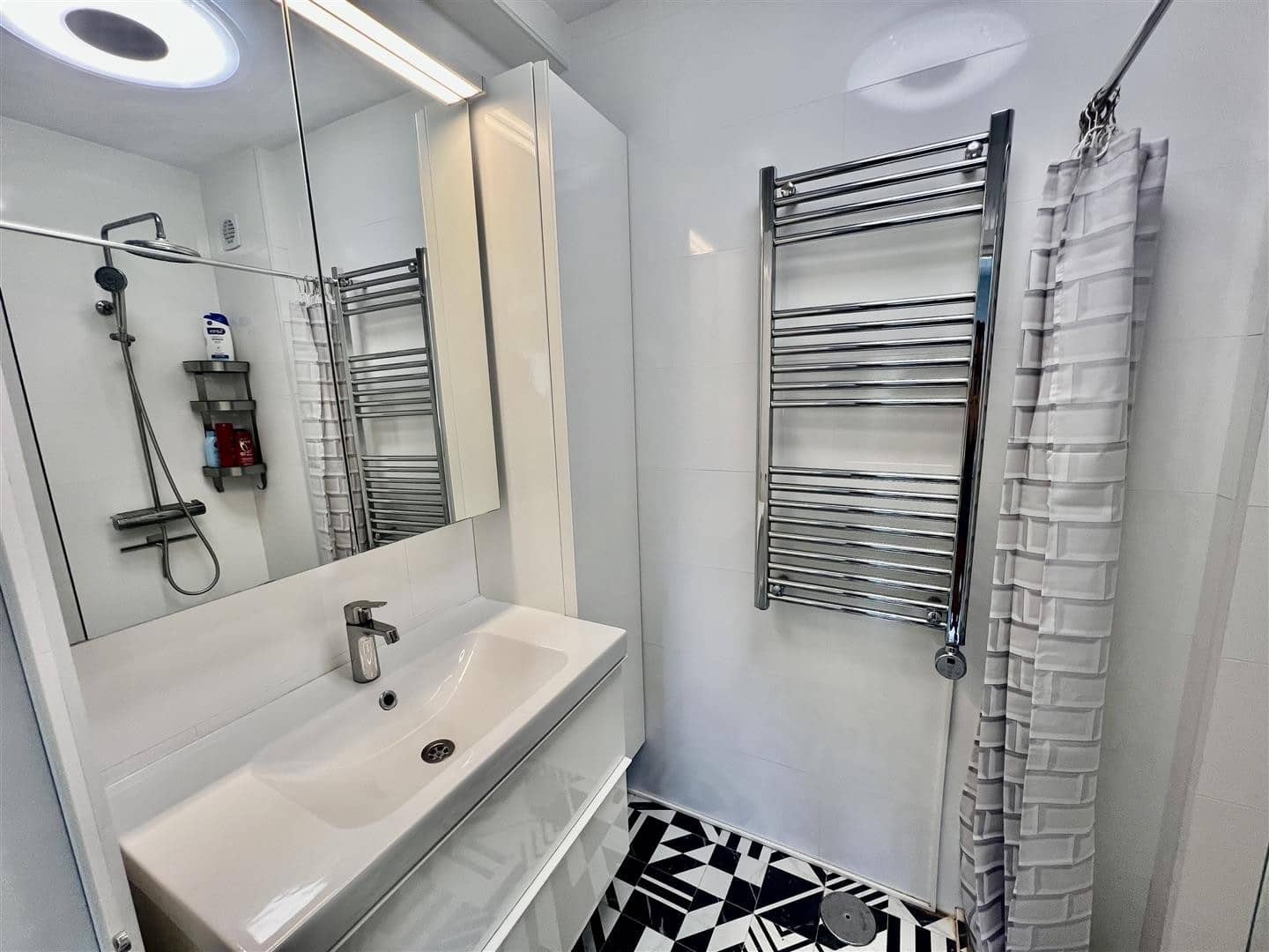 2 soveværelse Lejlighed til salg i Marbella med swimmingpool garage - € 499.000 (Ref: 8791801)