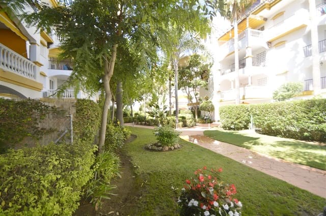 3 makuuhuone Huoneisto myytävänä paikassa Marbella mukana uima-altaan 
autotalli - 445 000 € (Ref: 8809365)