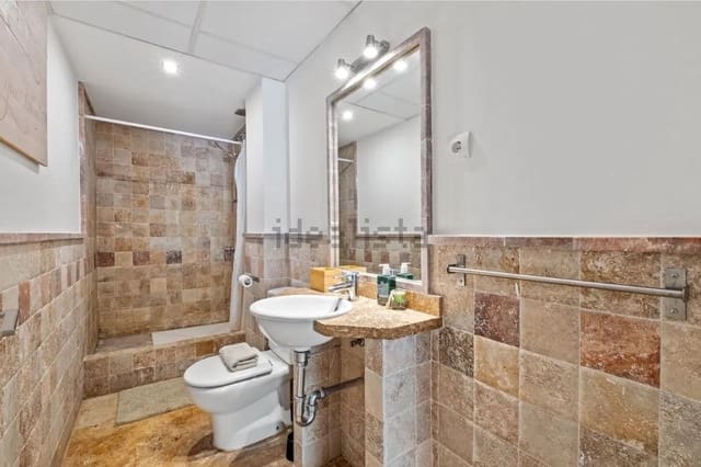 3 bedroom Apartment for sale in Marbella with pool garage - € 900,000 (Ref: 8857509)