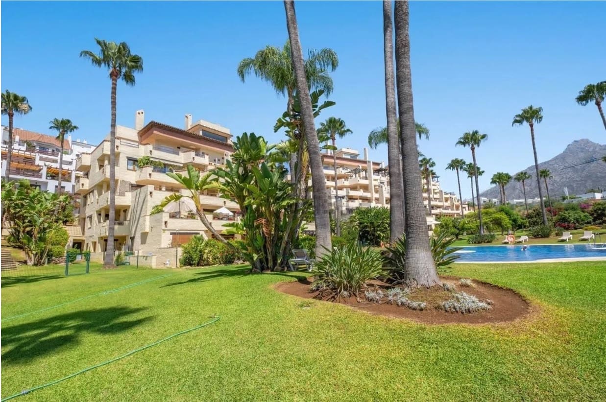 3 bedroom Apartment for sale in Marbella with pool garage - € 785,000 (Ref: 8857509)