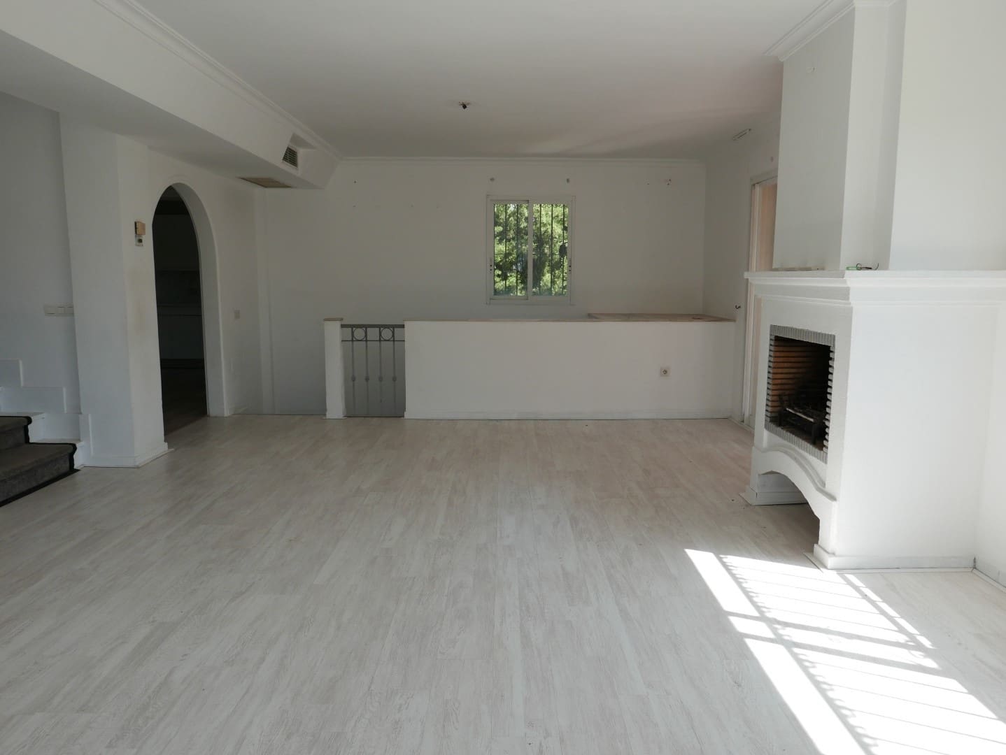 Chalet de 4 habitaciones en Nueva Andalucia en venta con piscina garaje - 2.395.000 € (Ref: 8915215)