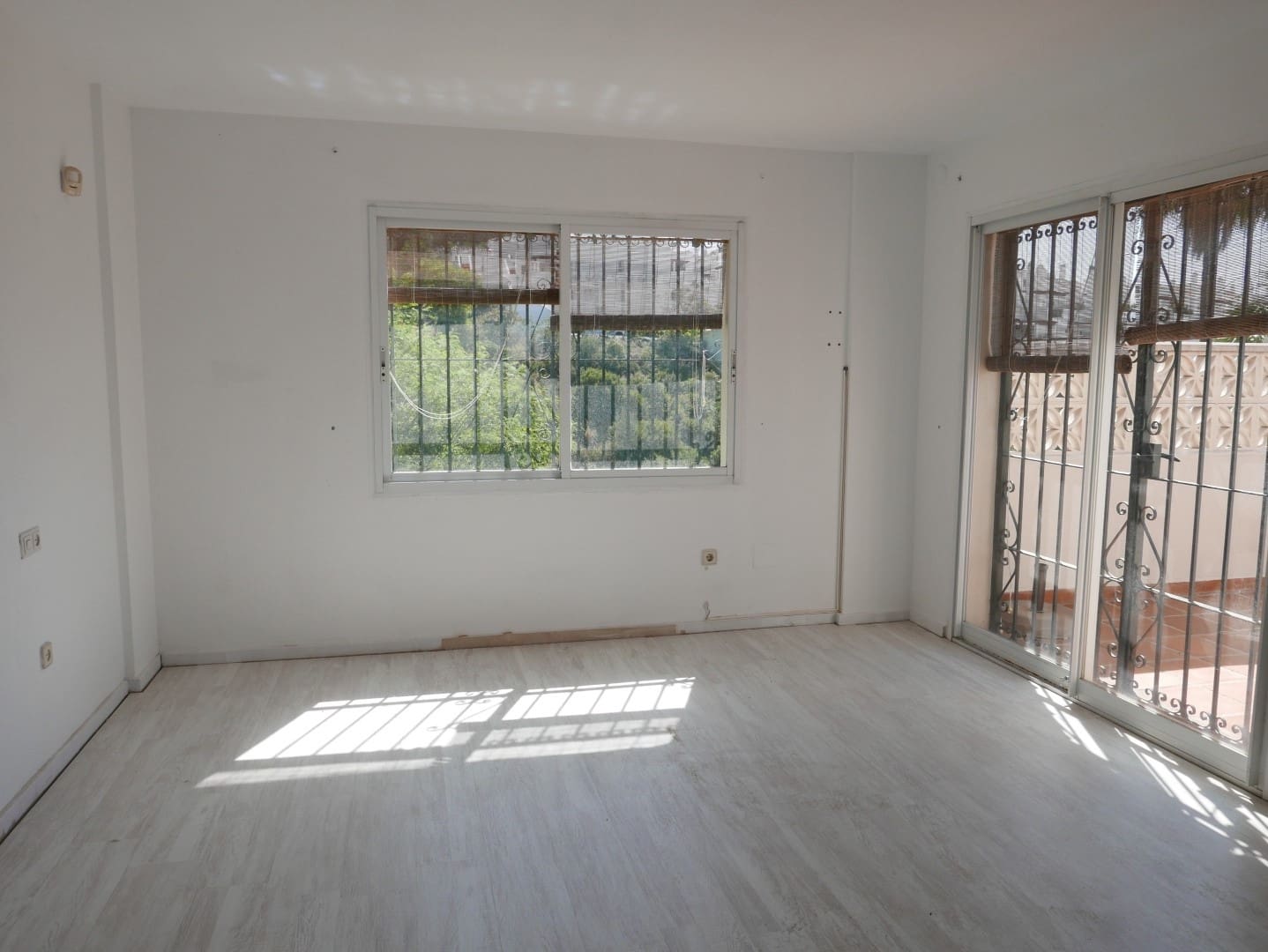 Chalet de 4 habitaciones en Nueva Andalucia en venta con piscina garaje - 2.395.000 € (Ref: 8915215)