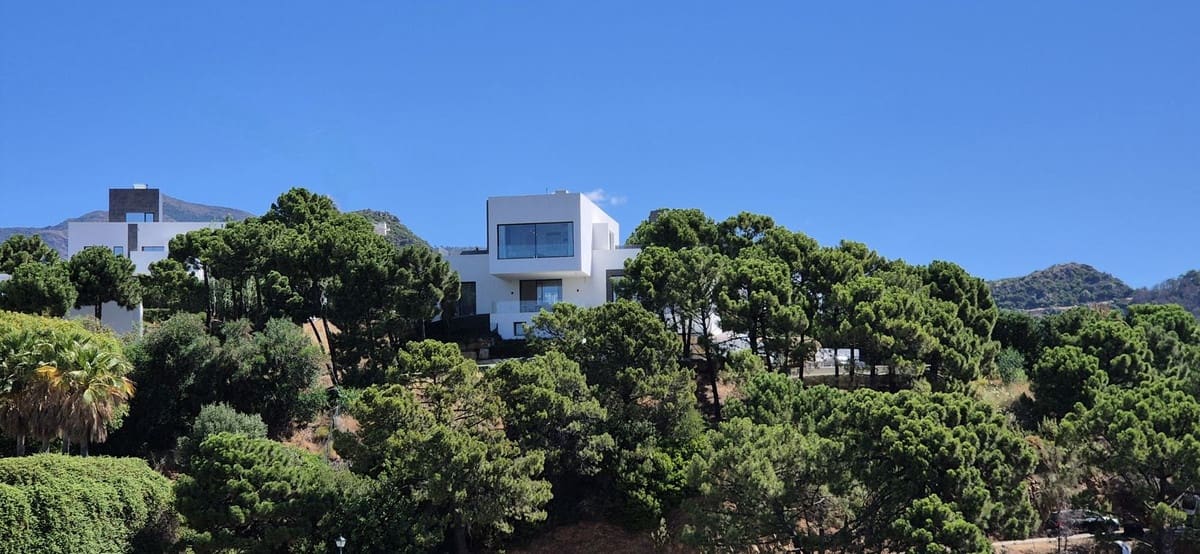 Chalet de 5 habitaciones en Benahavís en venta con piscina garaje - 2.600.000 € (Ref: 8915216)