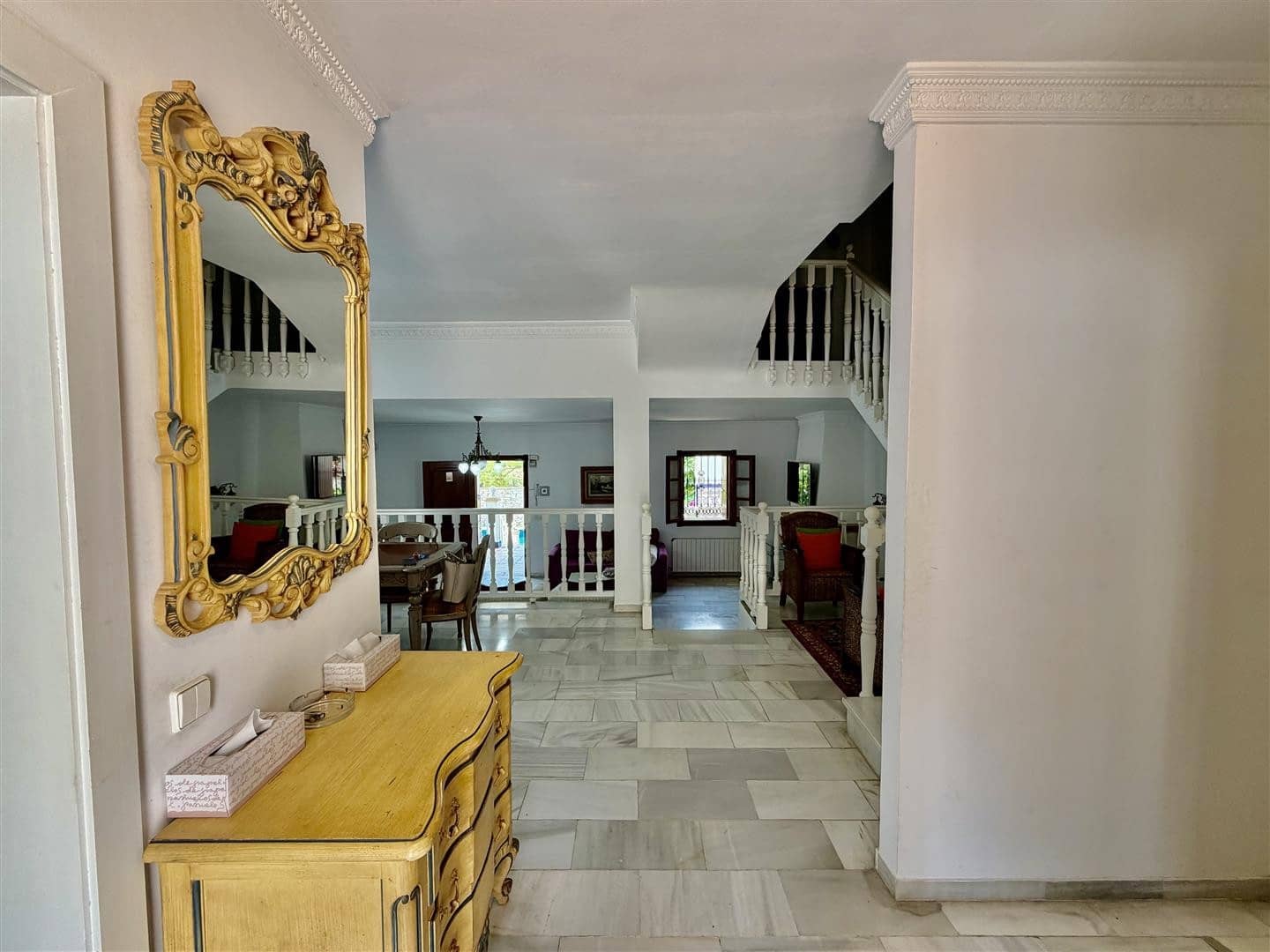 3 Zimmer Doppelhaus zu verkaufen in Nueva Andalucia mit Pool Garage - 945.000 € (Ref: 8916127)